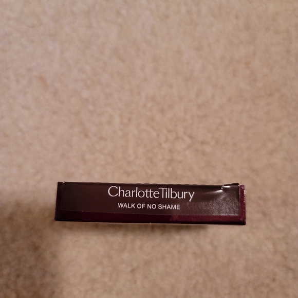 Charlotte Tilbury "Walk of No Shame" Eyeshadow - Picture 6 of 8